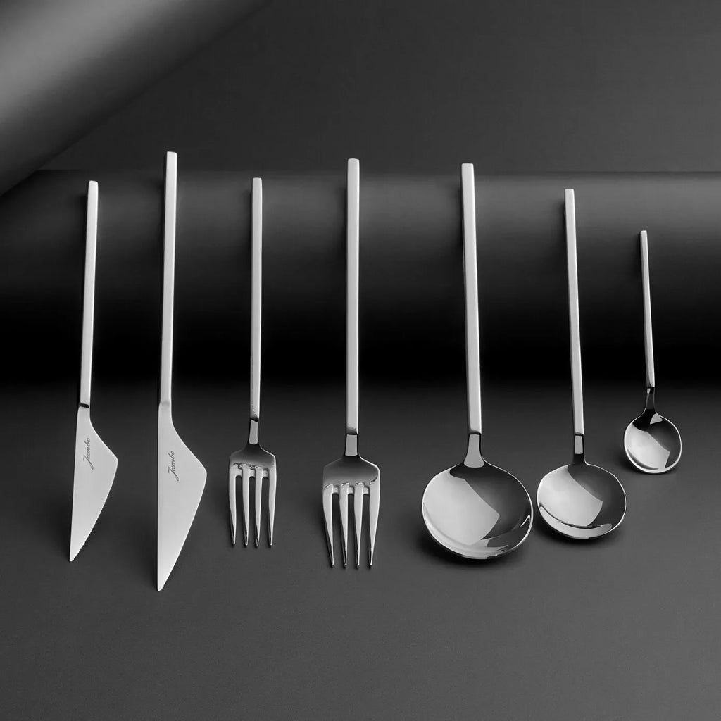 Jumbo 9100 – Coffret de 84 pièces pour 12 personnes