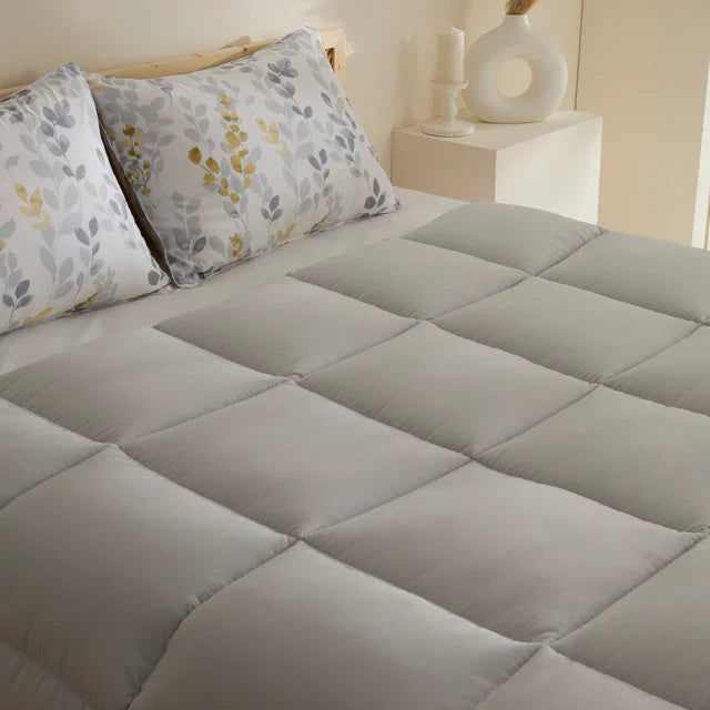 Karaca Leaf Gris – Ensemble Couette Double 200x200 + 2x50x70