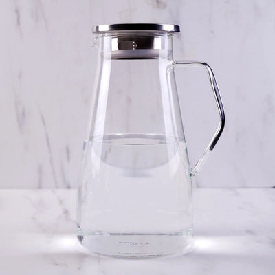 Carafe à eau Karaca en verre borosilicate et acier inoxydable, 1 700 ml