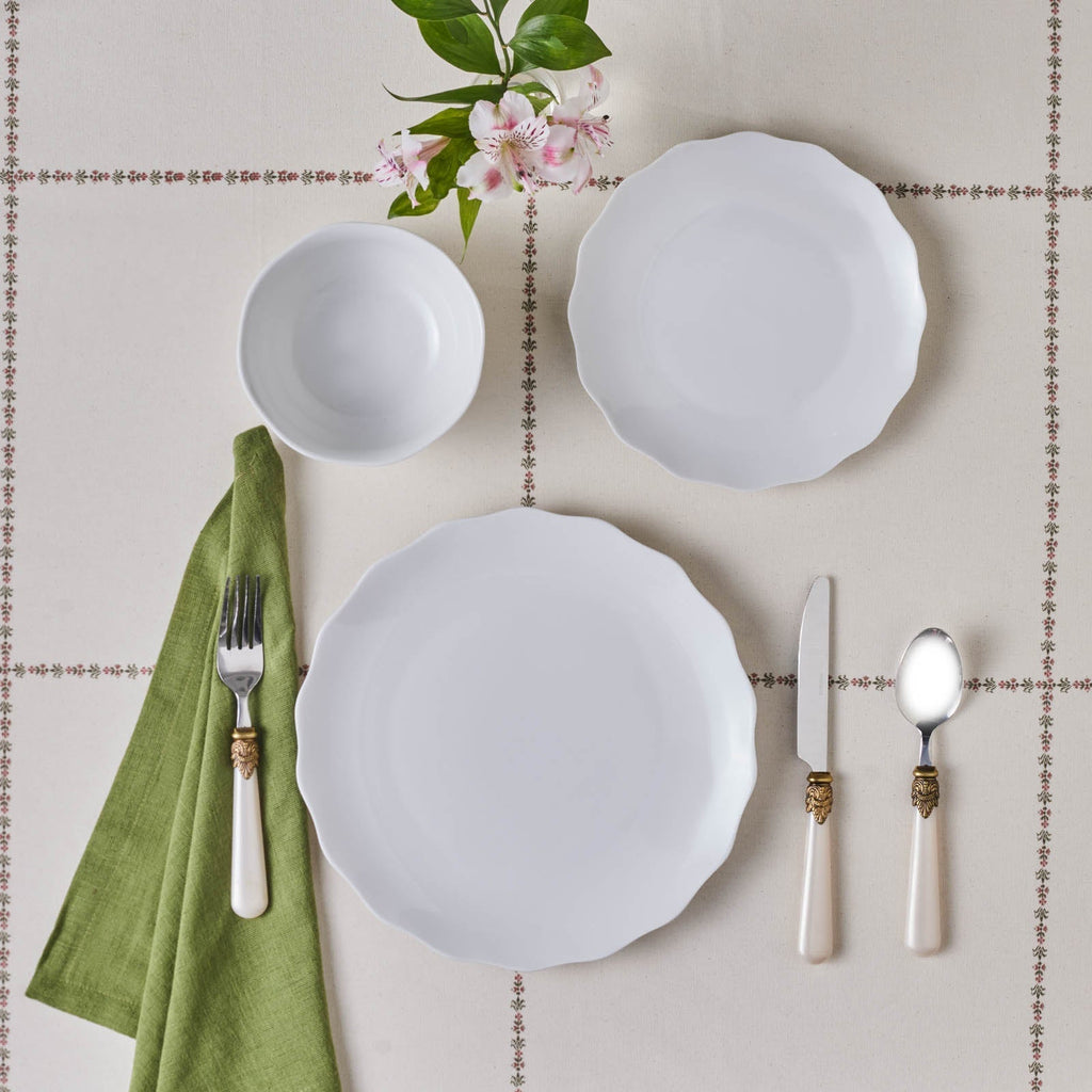 Karaca Scalloped service de table 18 pièces pour 6 personnes