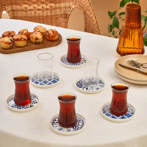 Service à Thé Turc Karaca Portela 12 Pièces en Bone China pour 6 Personnes, 170 ml, Multicolore