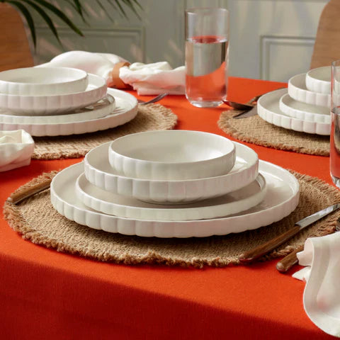 Service de table Karaca Stream Bone China Pumpkin 24 pièces pour 6 personnes, Blanc
