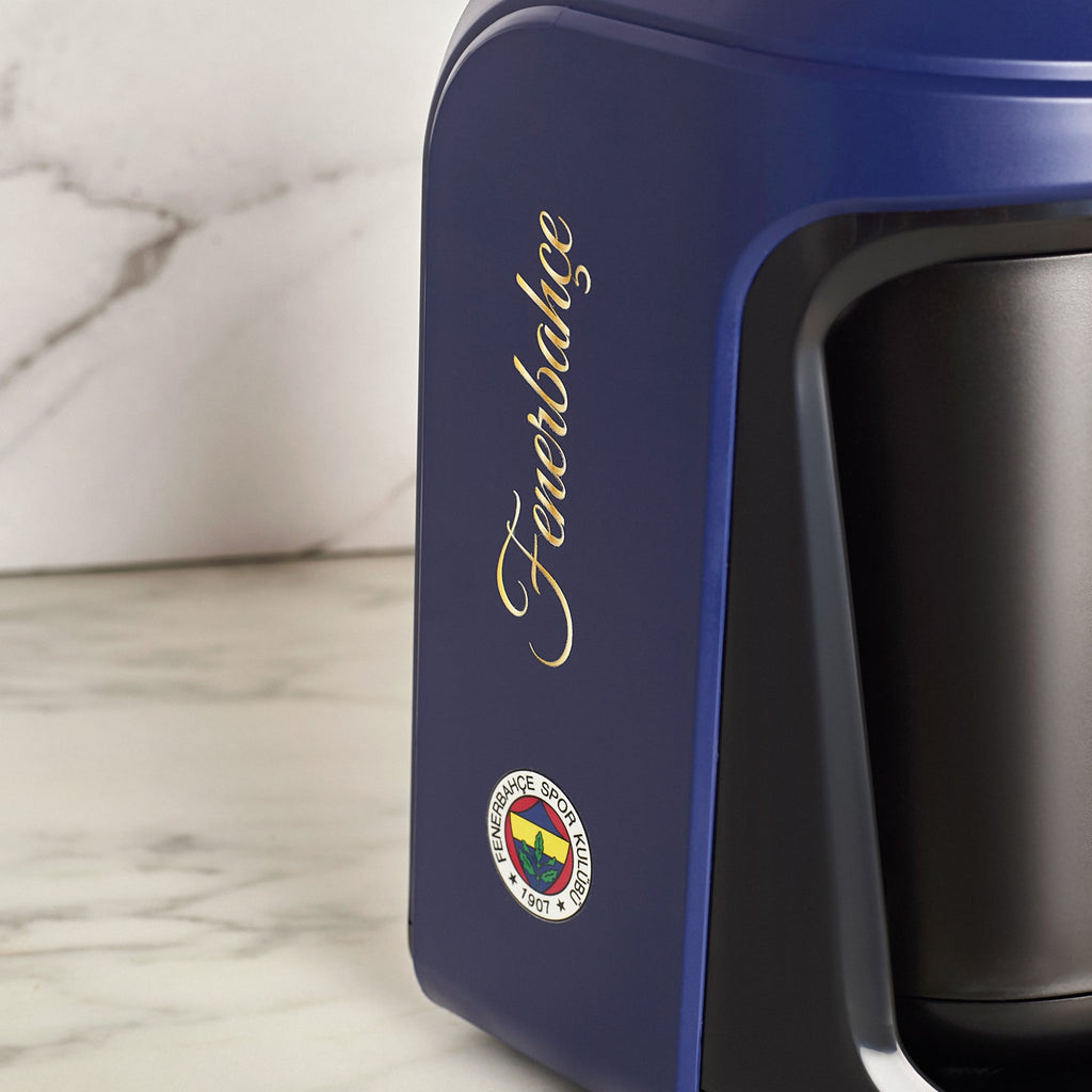 Machine à café turc Karaca x Fenerbahçe Hatır Hüps sous licence avec fonction lait et hymne du club