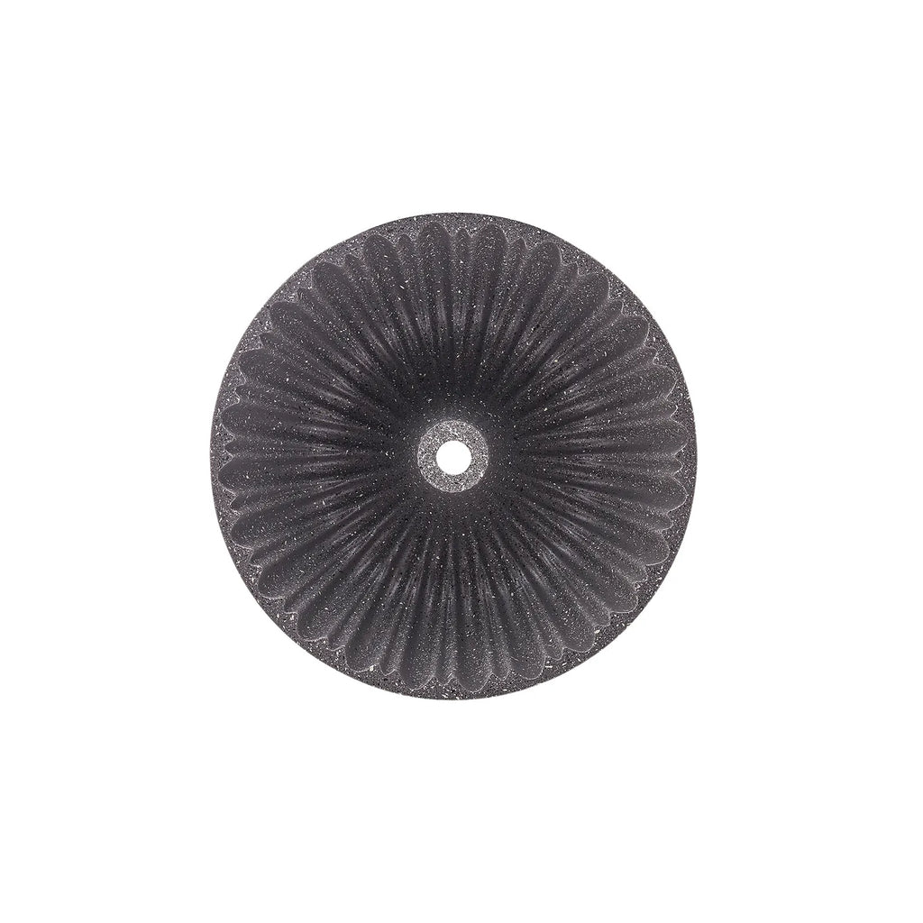 Moule à savarin Karaca Cake Pro en fonte, doré