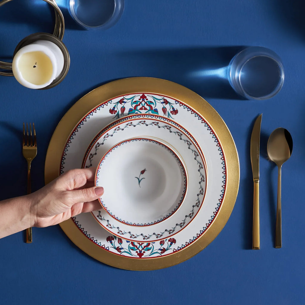 Service de table en porcelaine Karaca Nakkas pour 6 personnes, 24 pièces