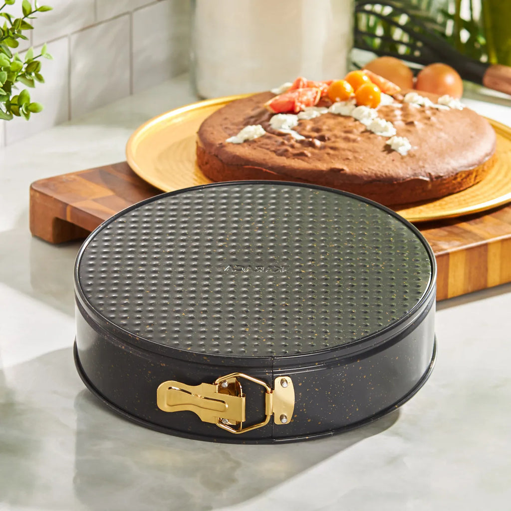Moule à charnière Karaca, 26 cm, noir et doré