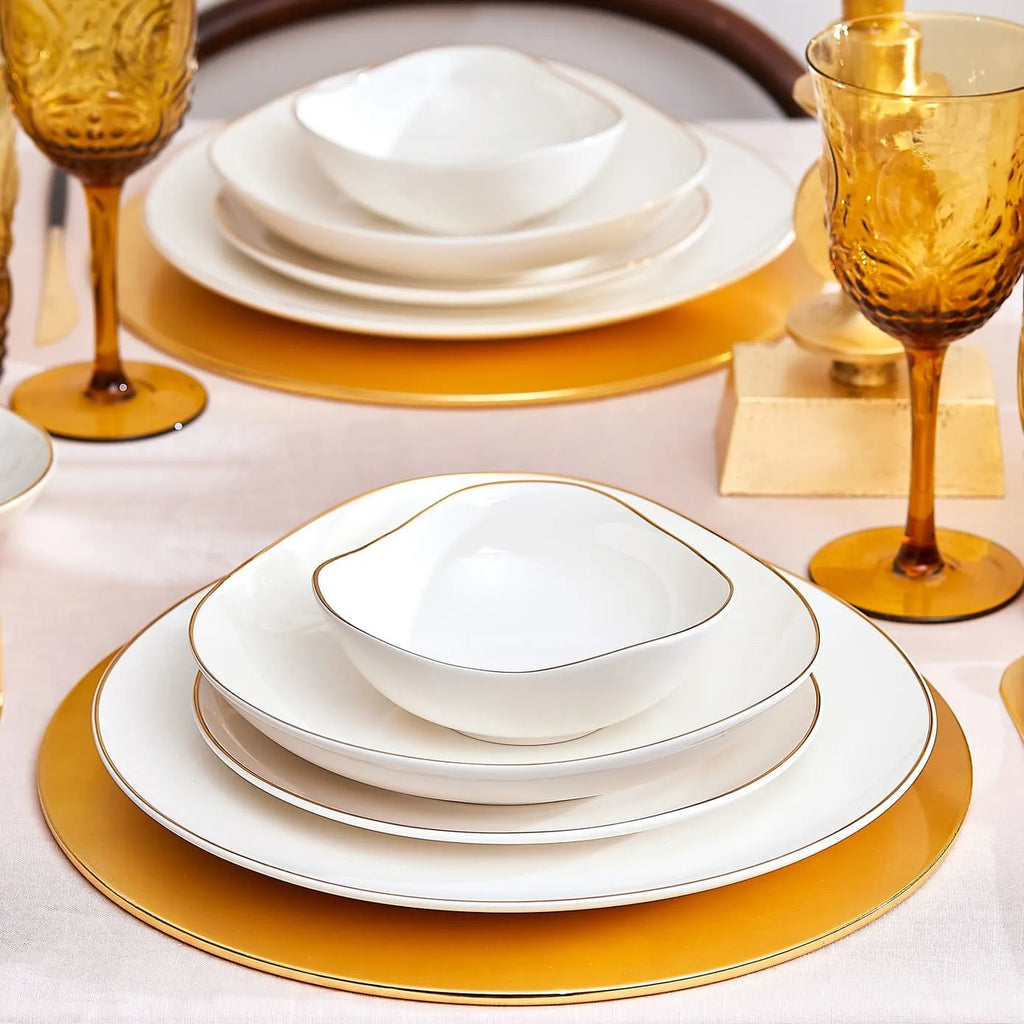 Karaca Red Carpet Collection Service de table Streamline Middle pour 12 personnes, 56 pièces