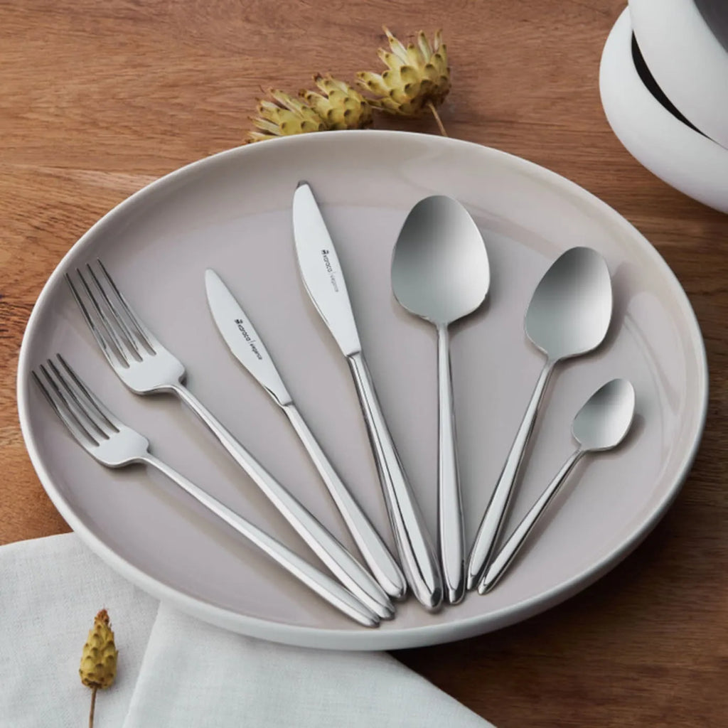 Ensemble de couverts Karaca New Flow Elegance pour 12 personnes avec coffret, 84 pièces