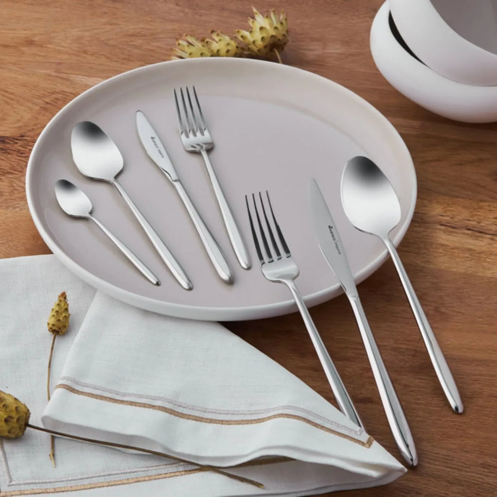 Ensemble de couverts Karaca New Flow Elegance pour 12 personnes avec coffret, 84 pièces