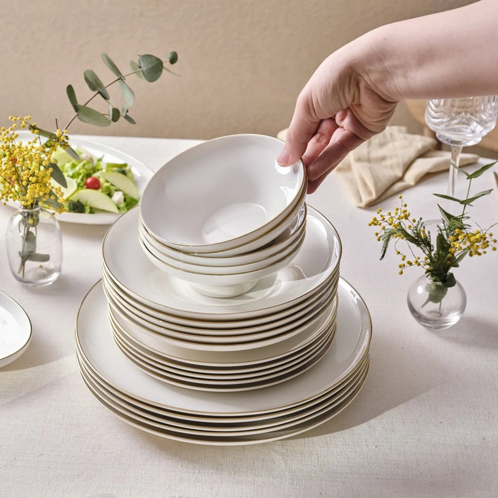 Service de table Karaca Streamline Nefeli pour 12 personnes, 56 pièces, New Generation Bone, or