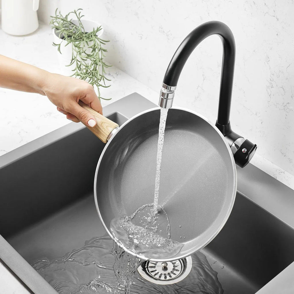 Karaca Swiss Crystal 28 Cm Wok Poêle, Crème