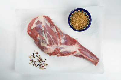Agneau Épaule Entière 1400g